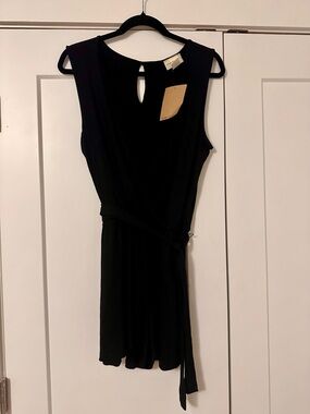 NWT Black Sleeveless Romper L